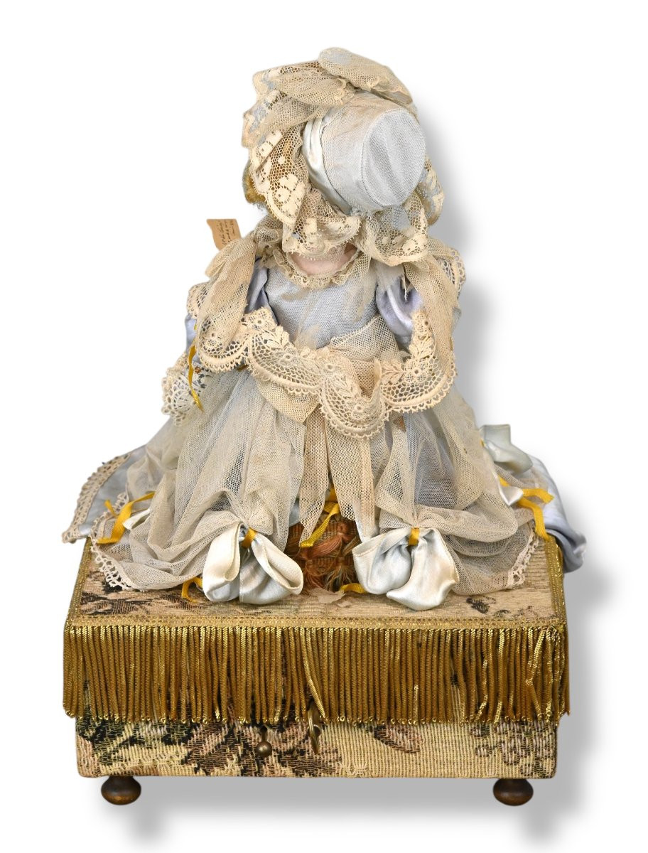 Weeping Gentlewoman - Germany Early 20th Century-photo-4